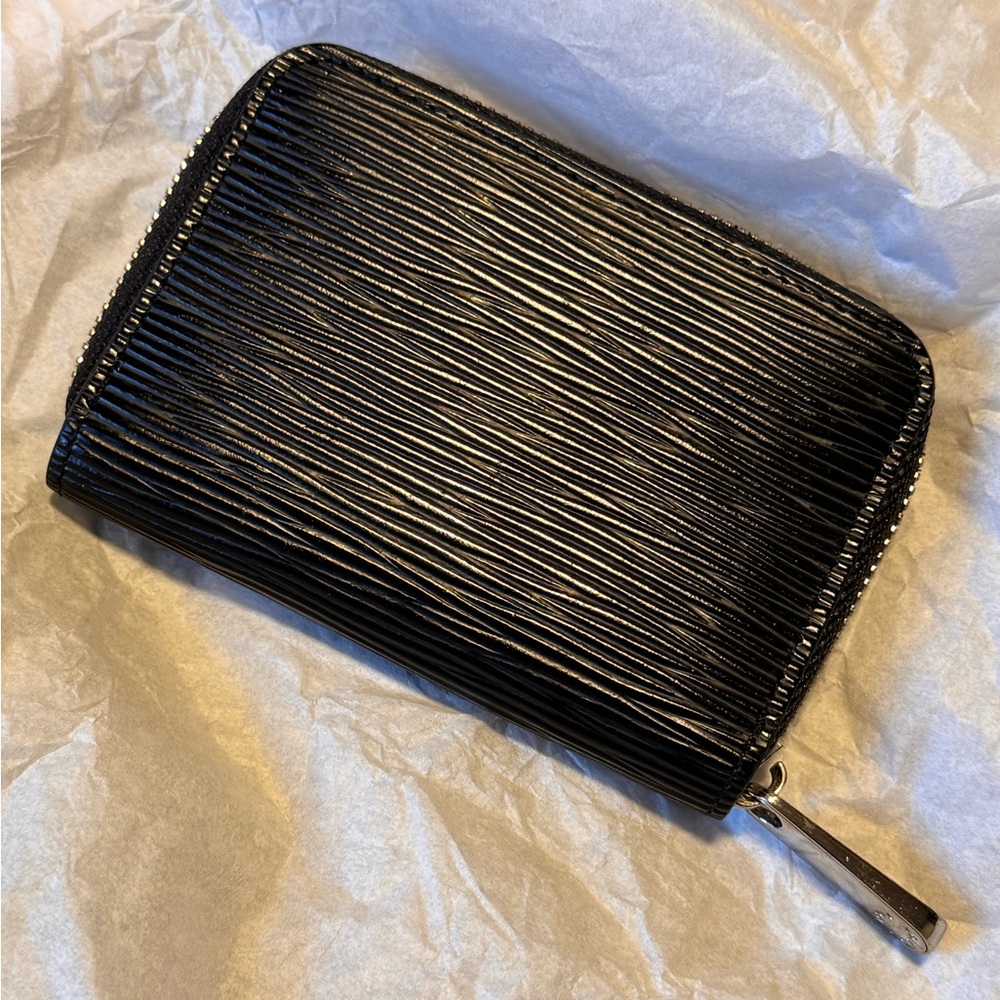Louis Vuitton Epi Black Coin Purse - Picture 7 of 7